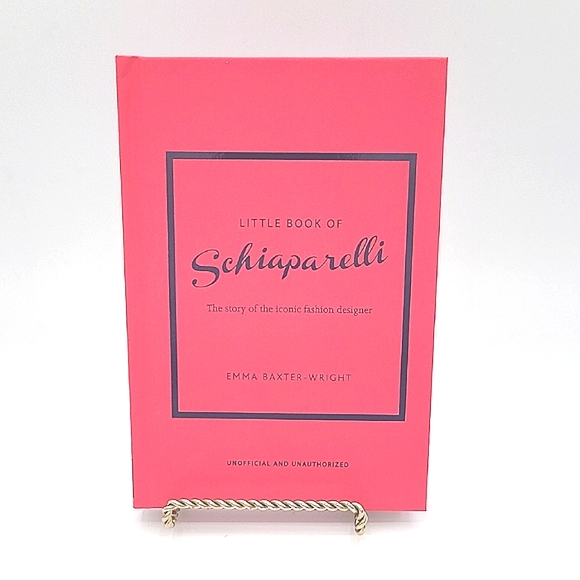 Little Book of Schiaparelli - Picture 3 of 5